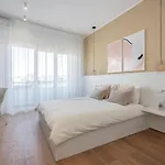 Highline 3bdr In Calea Victoriei Bukarest