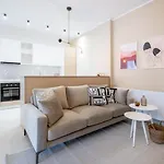 Highline 3bdr In Calea Victoriei * Бухарест